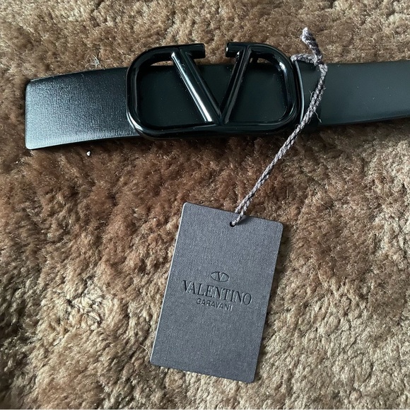 BNWT Valentino signature Vlogo belt - Picture 7 of 12